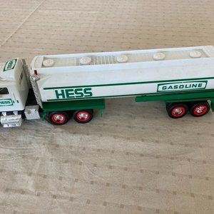 Vintage Hess Toy Tanker Truck, Vintage 1989, Like NEW